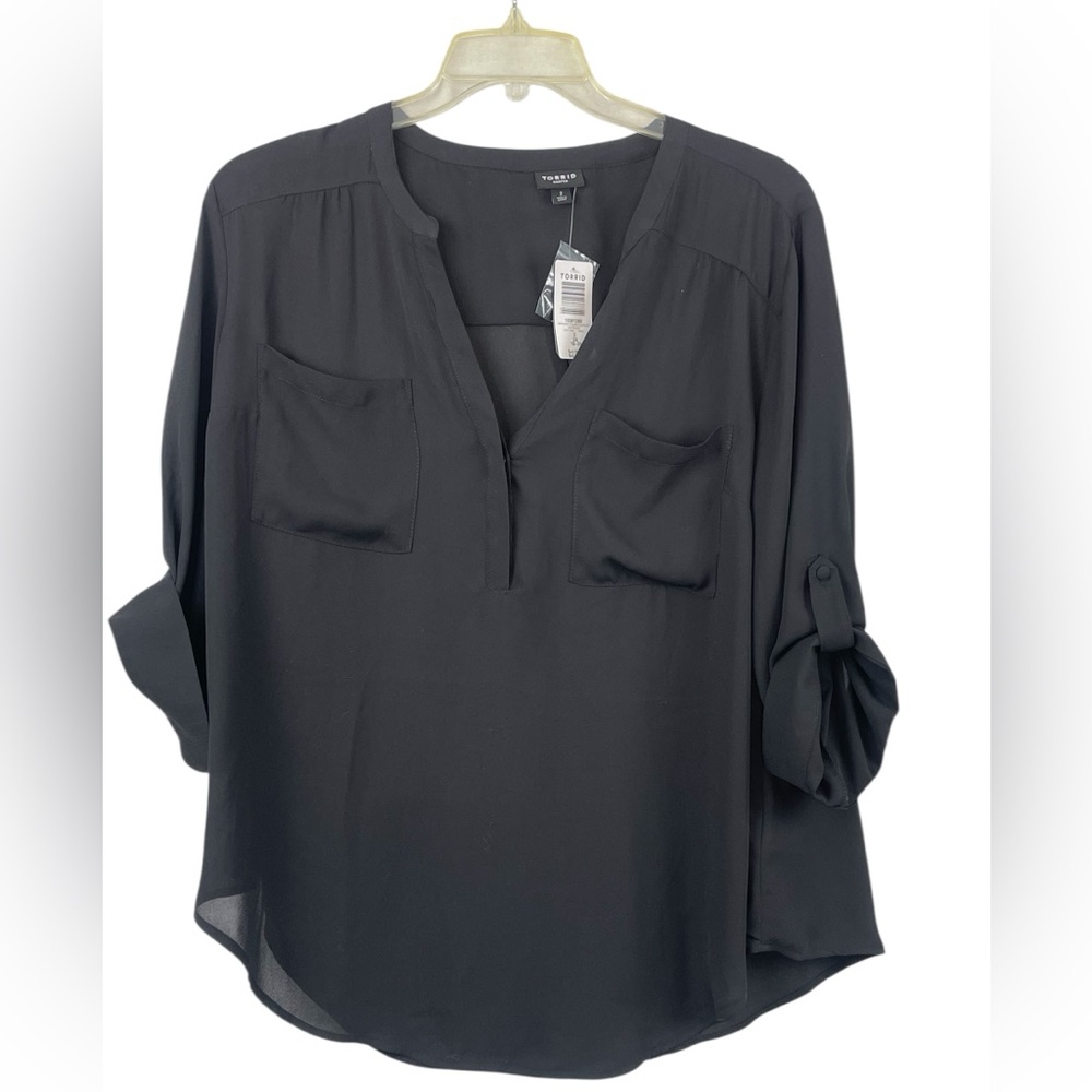 NWT Torrid Harper Georgette pullover 3/4 sleeve blouse. Size 18/20.